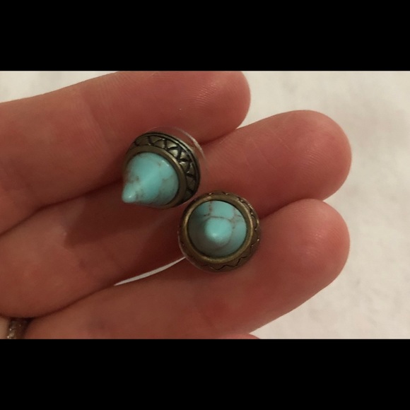 Earrings - Picture 2 of 2